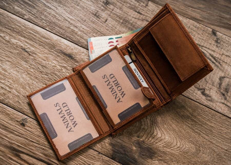 Portfel męski skórzany zdobiony grawerem psa RFID N4-CHM-DOG-1 Cognac