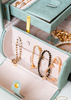 Green Jewelry Box with Flower Decoration Peterson PTN SZK-01
