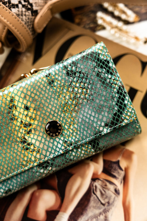 Portfel damski z egzotycznym wzorem ze skóry naturalnej PETERSON PTN 42108-SFL Blue