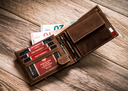 Portfel skórzany RFID PETERSON PTN 304P-01