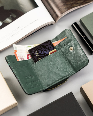 PETERSON PTN 423229-MD RFID leather wallet