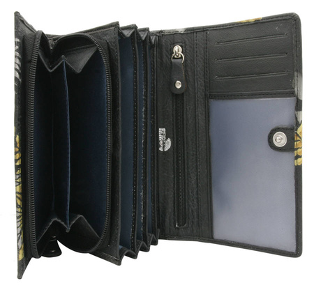 Women's leather wallet R-N22-ART-19