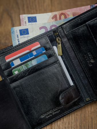 ROVICKY N4L-RVT RFID leather wallet