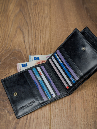 Portfel męski skórzany N01-RVT Black