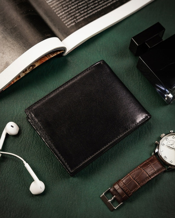Men's Gift Set: Natural Leather Wallet and Belt with Automatic Buckle - Pierre Cardin ZM-PC37