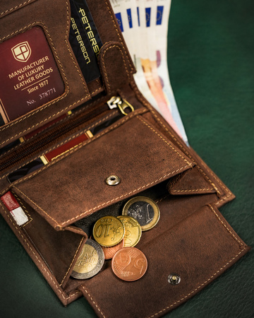 PETERSON PTN 317PW-03-2-1-4 RFID leather wallet