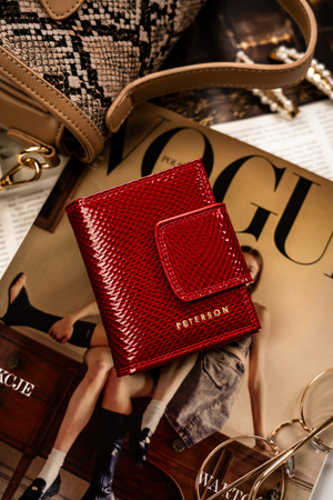  Wallet in Embossed Patent Natural Leather PETERSON PTN 42329-DSL Red